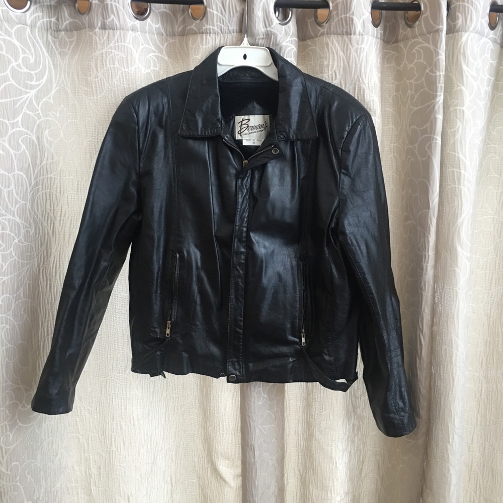 Vintage leather motorcycle jacket. So cool!